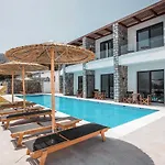 Terra Pietra Luxury & Вилла Лардос