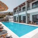 Terra Pietra Luxury & Лардос