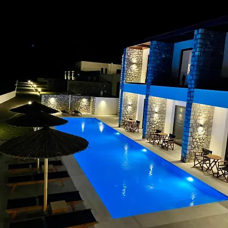 Terra Pietra Luxury & Βίλα Λάρδος