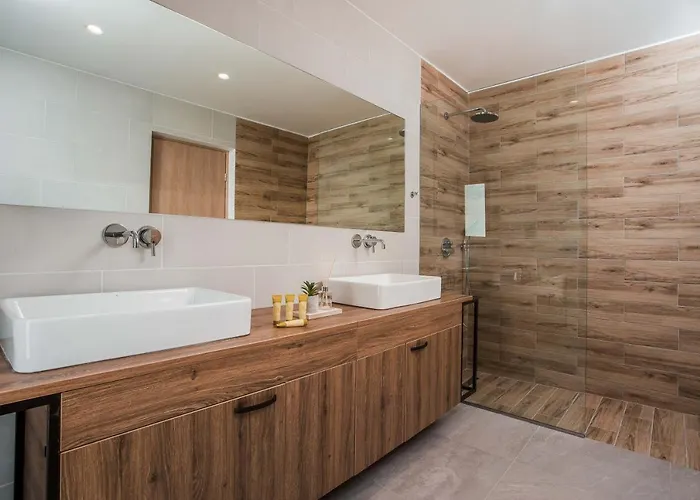 Terra Pietra Luxury Villas&suites Lardos