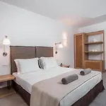 Terra Pietra Luxury & Villa *