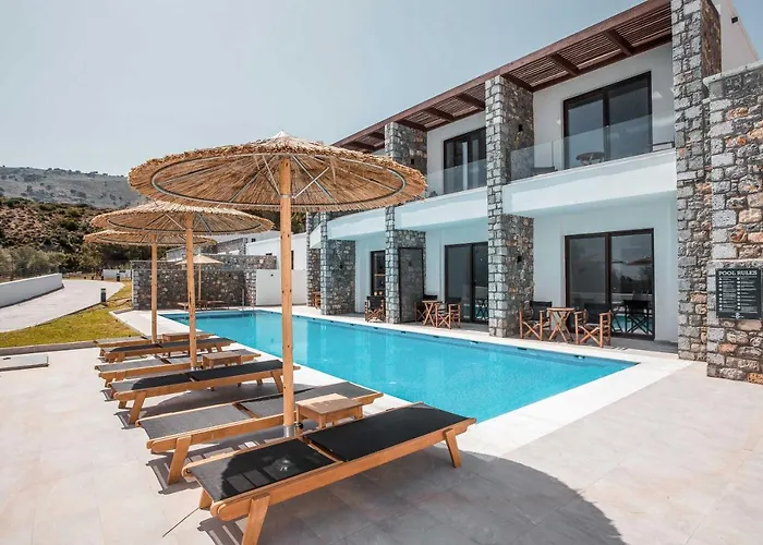 Terra Pietra Luxury & Villa Lardos