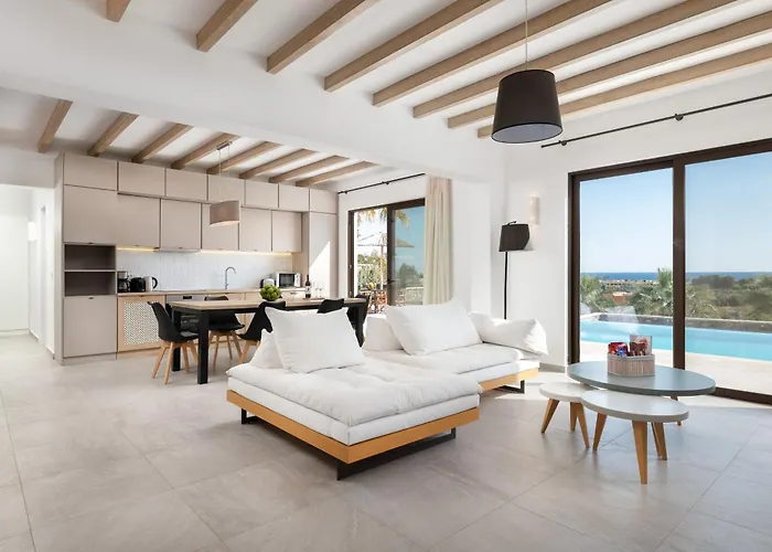 Terra Pietra Luxury & فيلة