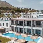 Terra Pietra Luxury & Willa Lardos