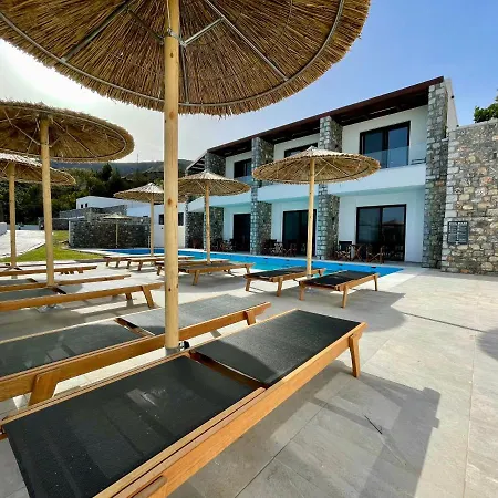 Terra Pietra Luxury & * Λάρδος