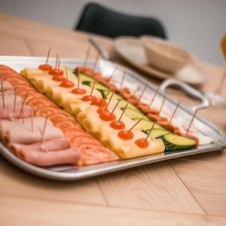 Βίλα Terra Pietra Luxury & Λάρδος