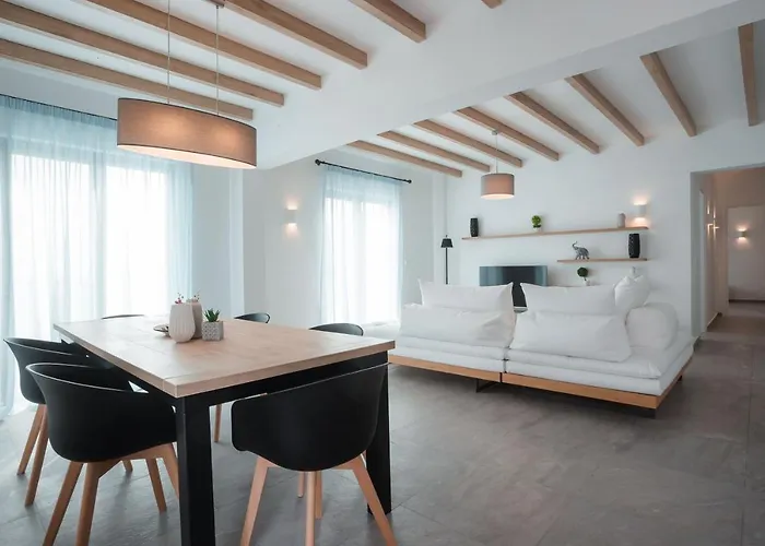 Terra Pietra Luxury & *